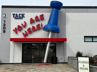 The world’s largest pushpin at the TACK offices, Elizabethtown, Kentucky, Photo taken by and the property of FourWalls. The world’s largest pushpin at the TACK offices, Elizabethtown, Kentucky, Photo taken by and the property of FourWalls.