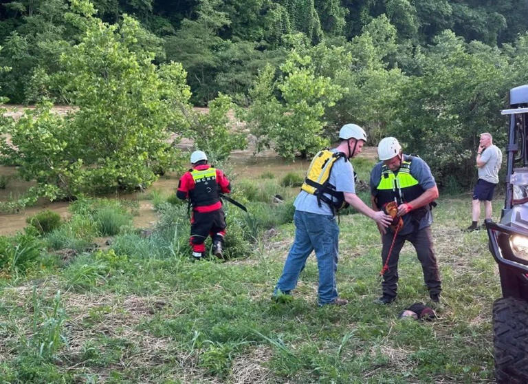 First responders rescue five missing kayakers in Emory River Tennessee