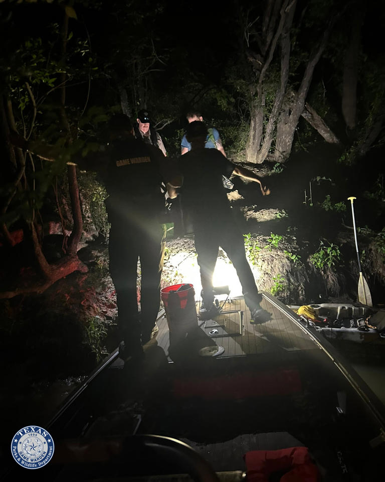 Game wardens in Smith County rescue four persons who were in the Sabine River Game wardens in Smith County rescue four persons who were in the Sabine River