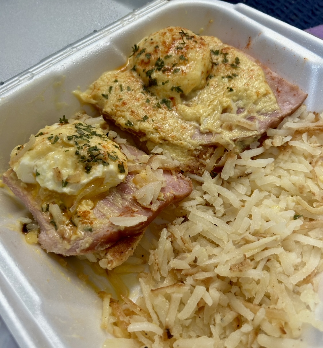Eggs Benny