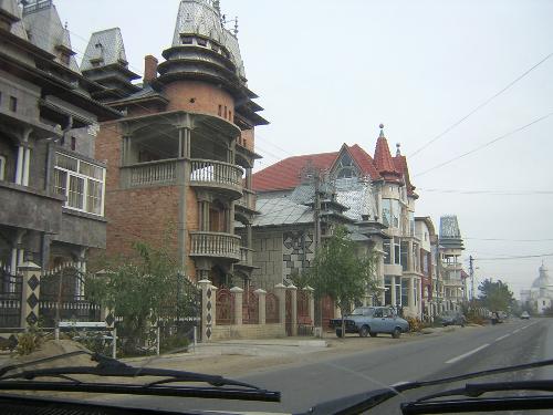 Gipsy palace 4 - A gipsy palace from Buzescu, one of the greatest gypsy pallace village in Romania