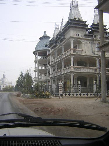 Gipsy palace 5 - A gipsy palace from Buzescu, one of the greatest gypsy pallace village in Romania