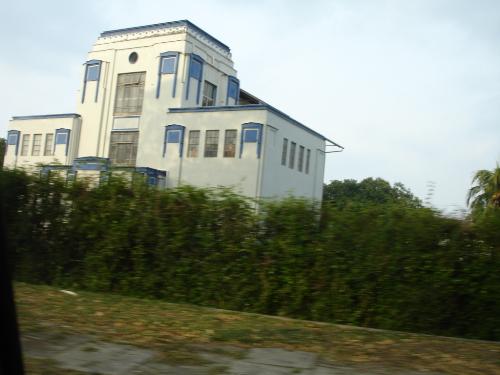 Horrible - A cab dirver told me that this was a house used to chop of people head many years ago... Don't know if it's ture, but scary if it is.