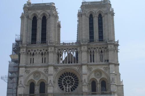 Notra Dame (Paris) - Beautiful Church