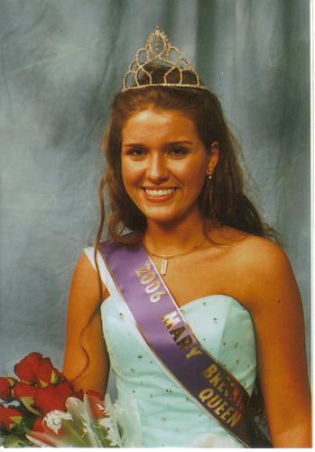 Elizabeth Danielle Smith - This is my neice She just won the miss leslie county pagent. She is 17 years old I am so proud of her.