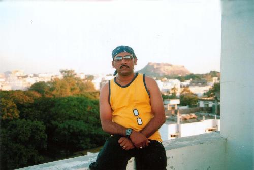 casual - at a event