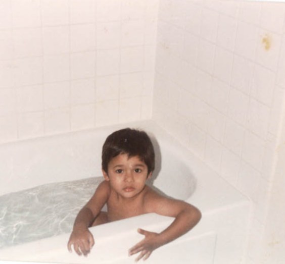 my baby picture - me in my bath tub... hahahaha