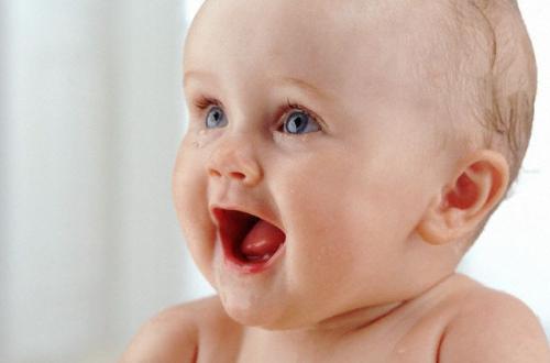 baby 3  - loving