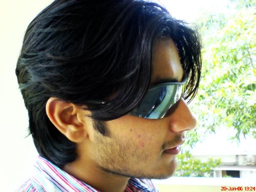 the unshaved look... - well this pic is one of my fav.. me looking kool in the unshaved rugged look... wat say guys...