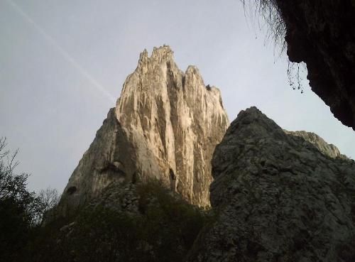 hmmm stanca , catarata de mine... - mountain .....