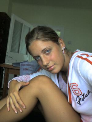 tanned - my skin colour was really beautiful...i hope to look as same as i looked in summer;)