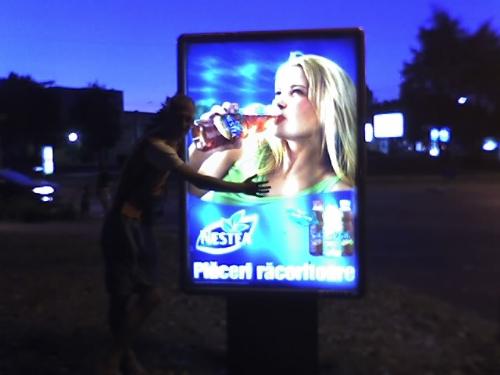 faine... - pancarda publicitara