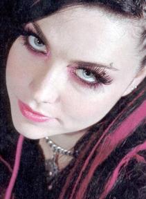 Amy Lee - Amy Lee - Evanescence singer - totally rocks! :)