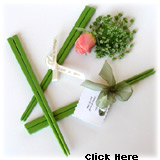 cute green chopstick :) - I love using a chopstick!