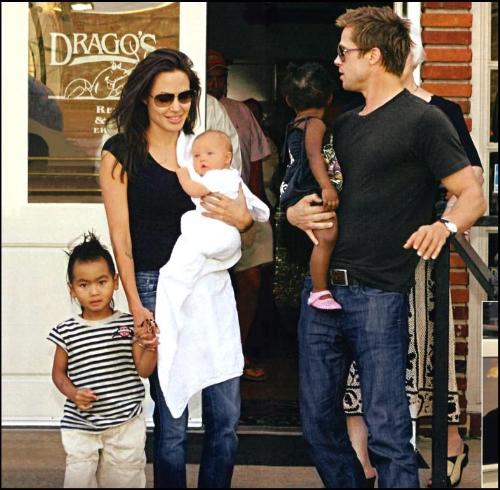 Bradgelina Family - MAddox, Angelina with Shiloh and Brad Pitt with Zahara