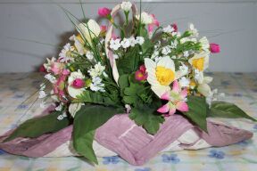 Paper twist basket - These are easy to make.