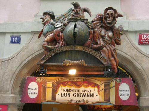 praha12 - praha the black theatre