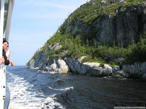 sea,mountain - sea,mountain