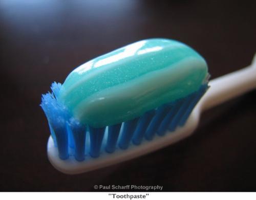 Toothpaste - brush 