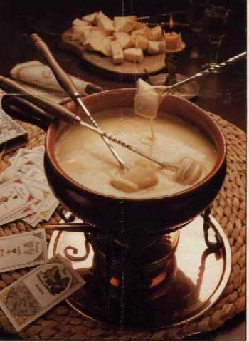 choco fondue - i would rally love to own a chocolate fountain one of these days. choco fondue - i would rally love to own a chocolate fountain one of these days.