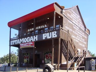 Ettamogah Pub - Most photographed Pub in the world!! Built in 1989, a replica of the Ken Maynard cartoon series made famous in the Australian and New Zealand Post Magazines. The pubs quirky shape and caricature appearance makes it a must to visit. The Pubs internal features are an eclectic display of everything Australian. A visit to the Ettamogah Pub is a visit to an Australian icon.