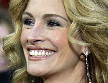 Julia Roberts - Julia Roberts