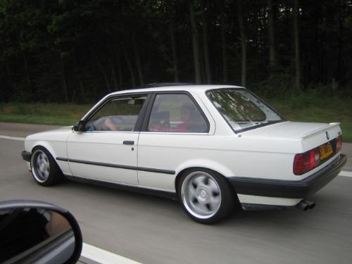 E 30 Coupe - .