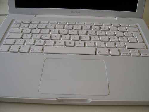 Apple Mac & MacBook pt. 14 - The front of the mac book where the keyboard is.