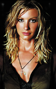 Faith Hill - Picture of faith hill as a respons to a topic.
