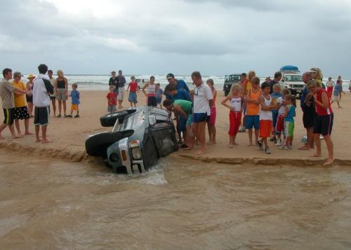 BoggedonFraserIsland - Fraser island Australia