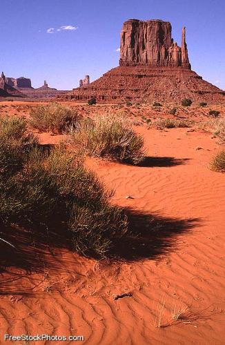 "MON VALLEY" - A beautiful photo of mon valley of arizona!