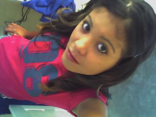 iAlicia - Me Pink!  Taken August 2006