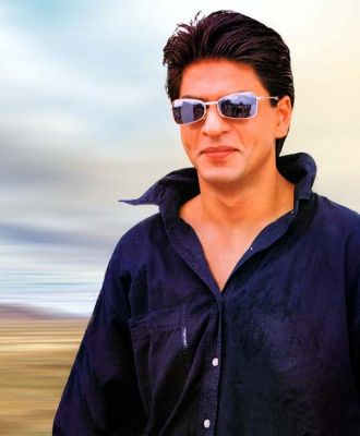 THE KING KHAN - Sharukh khan .the most stylish actor He is from New Delhi. His family came from Peshawar from a pathan family in Pakistan before the partition .He did his schooling from St. Columba's School there, has a Bachelors degree from Hansraj College, Delhi and then joined a Masters Degree in Mass Communications from Center for Mass Communication, Jamia Millia Islamia University, Delhi . He is married to Gauri Khan who comes from a Punjabi family. They have two children his son, Aryan Khan and his daughter Suhana Khan.