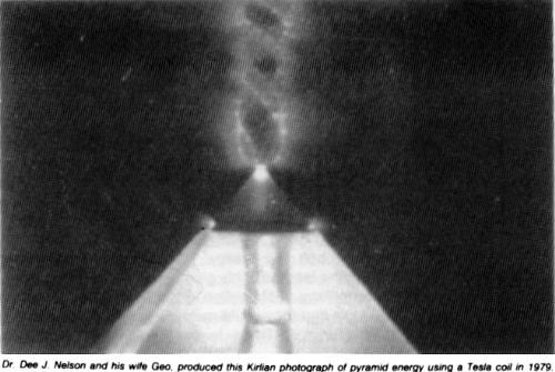 Pyramid energy  - Picture showing pyramid energy through Kirlian Photography