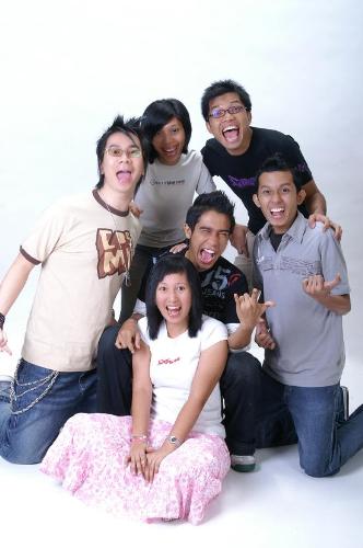me and my frenz - on photo studio