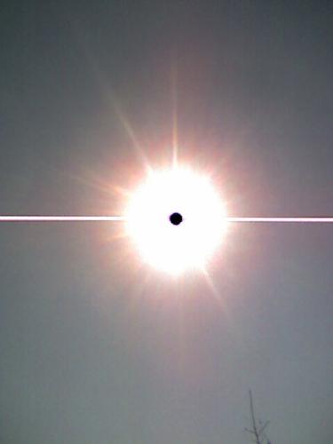 eclipse - is a very good picture of last eclipseof sun...i working alot from this picture...