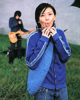 Stefanie Sun - She is one of my favourite singer.A very cute girl who has a special voice.