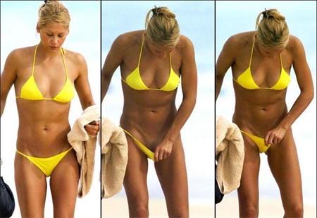 Anna kournikova with swim suit - Isnt she hot?