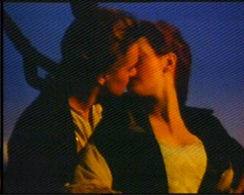 titanic kiss - titanic kiss