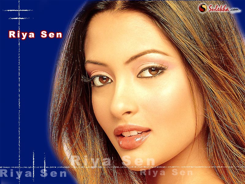 Riya - Riya Sen is grand daughter of bollywood actress Suchitra Sen and daughter of Moonmoon Sen.