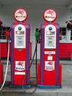 Petrol Bunk (gas station) - This is a photo of a gas station.