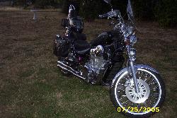 1988 SUZUKI INTRUDER VS 750 - TOO MANY EXTRAS TO LIST!! NICE BIKE BUT NEEDS CARB SERVICE DONE! NEED TO SELL!!