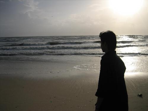 d beach ! - dis beach is lyk next door to my college!!