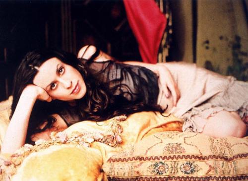 Alanis Morissette - alanis morissette is the best solo artist
