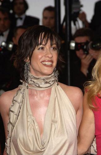 Alanis Morissette - alanis morissette is the best solo artist