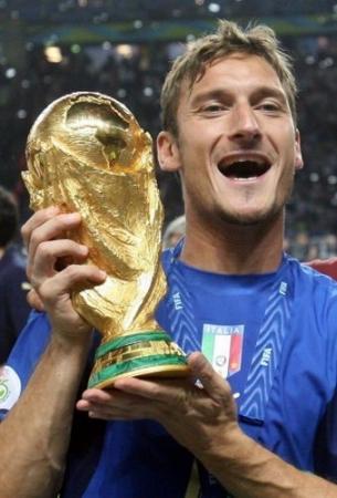 Totti & World Cup - Francesco Totti after the italian vittory with France in Germany 2006