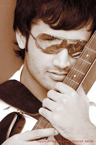 atif the gr8 - Atif Aslam, after leaving Jal, released a new solo album, Jal Pari (ironically meaning 'Mermaid') which was a big hit.