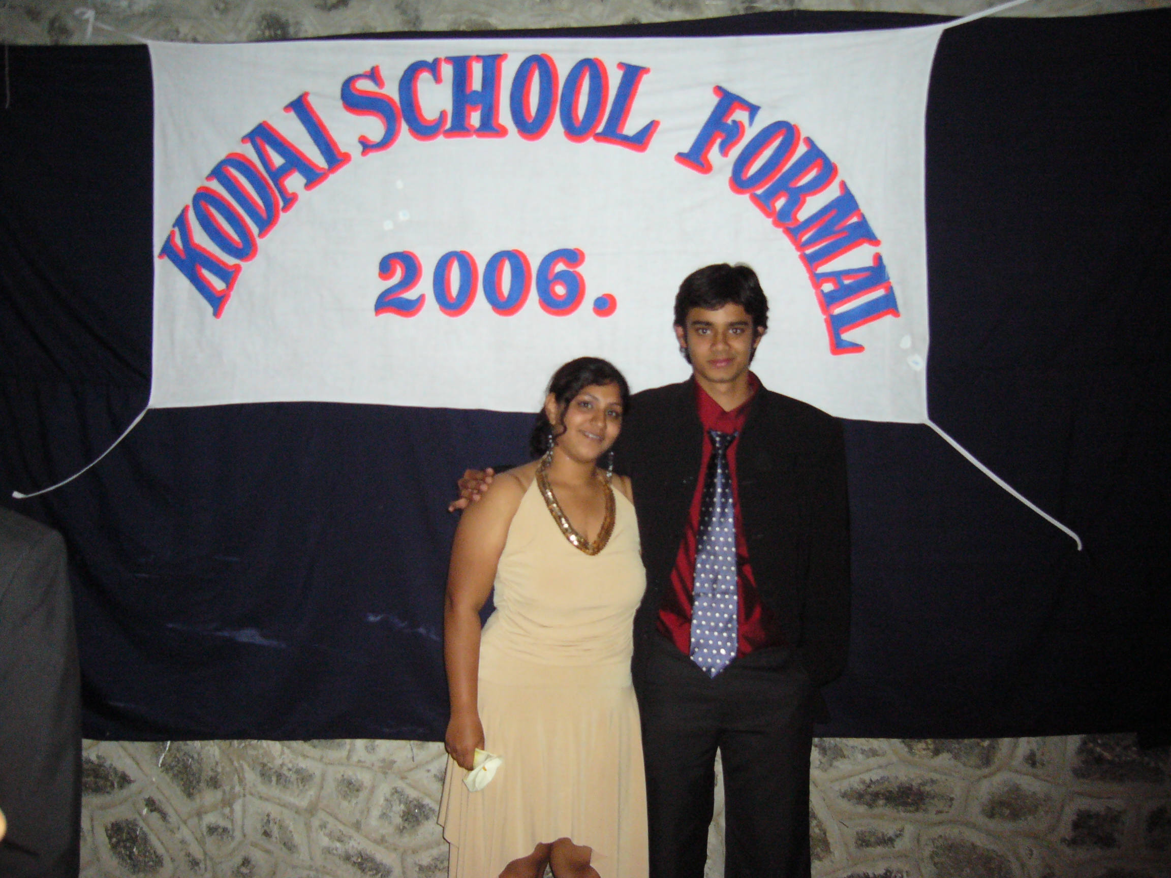formal - have no idea which formal this is..oh rite the one i was restricted to but ended up sneaking in he he...my freind brahmini and her ex-crush...how sweet...Jeet Chatterjee..sounds like a squirrel ..he he
