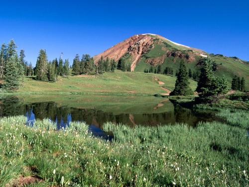 Alpine Tarn and Mount Belleview, Paradise Divide - Destination - Alpine Tarn and Mount Belleview, Paradise Divide............ Best locations from around the world ... Truly an adventurer's paradise...High Resolution Photography