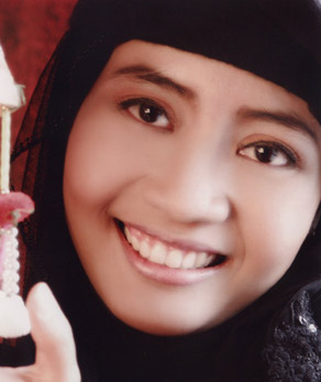 My Photo - This is my photo in Photo studio. Many poeple say that this photo doesn;t look like me. lol